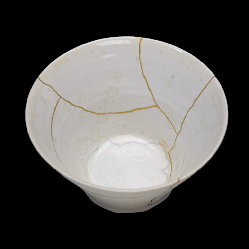 Traditional Kintsugi Shop: Kintsugi By Myriam greff