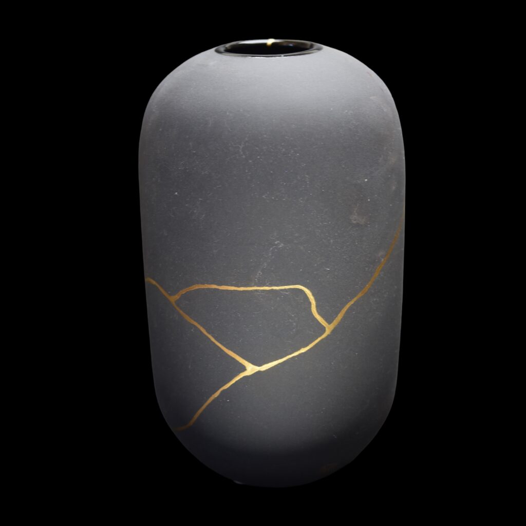 Traditional Kintsugi Shop: Kintsugi By Myriam greff