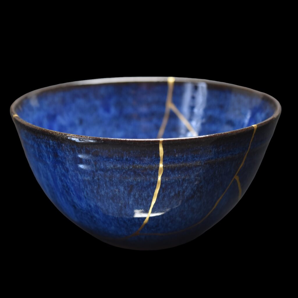 Traditional Kintsugi Shop: Kintsugi By Myriam greff