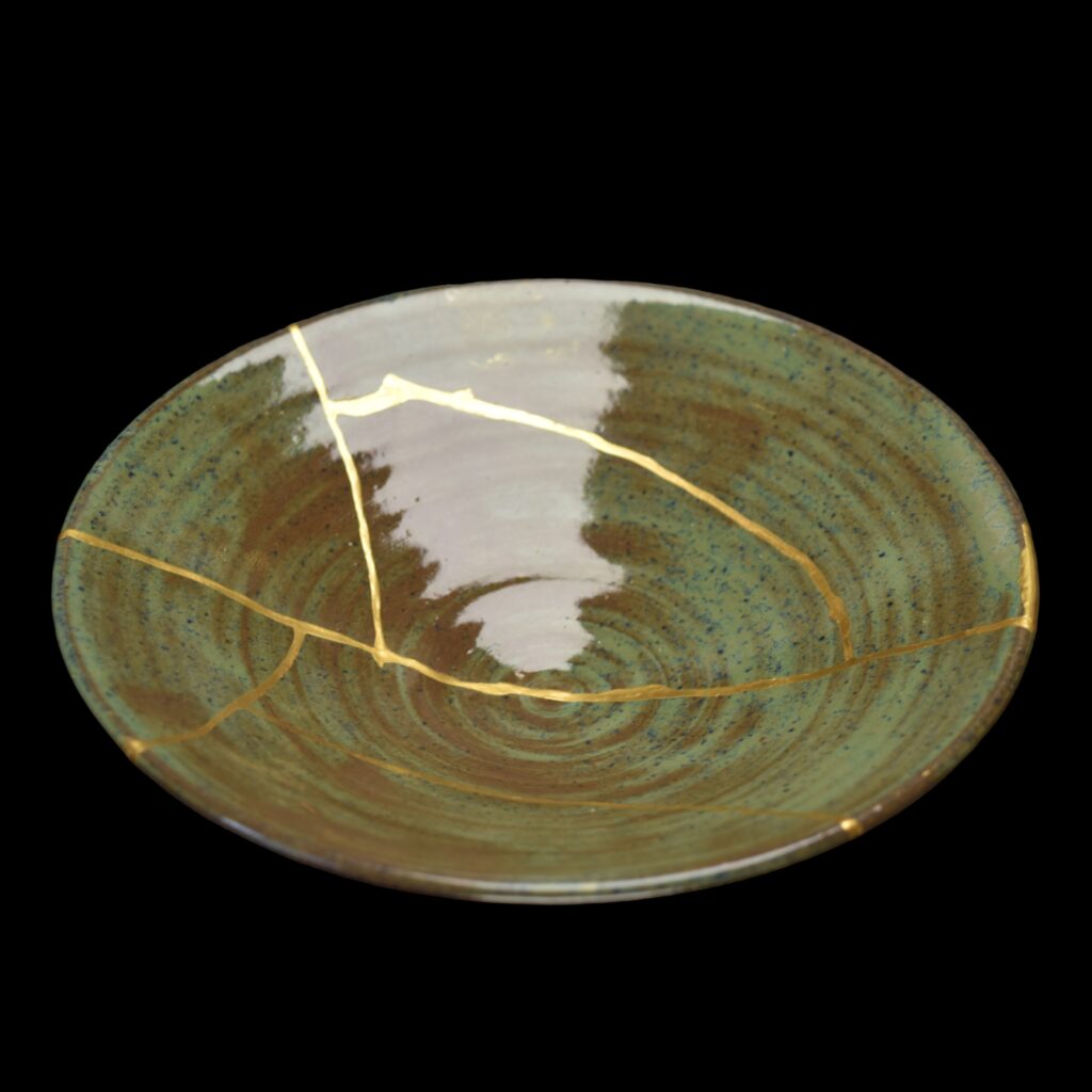 Traditional Kintsugi Shop: Kintsugi By Myriam greff