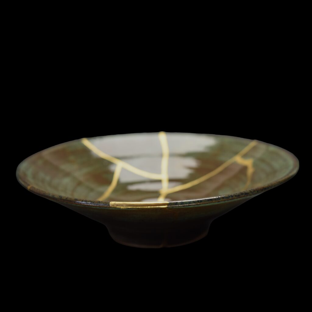 Traditional Kintsugi Shop: Kintsugi By Myriam greff