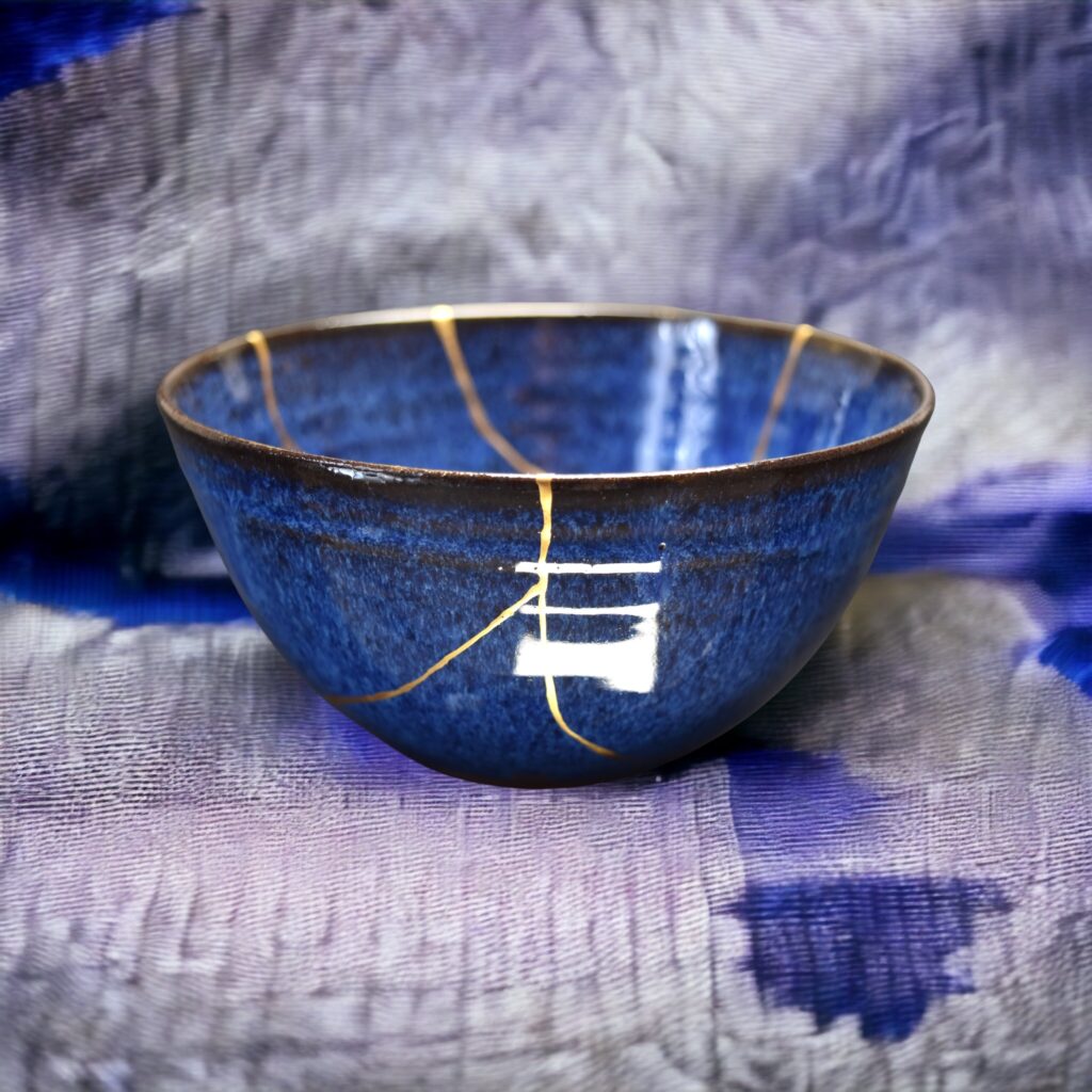 Traditional Kintsugi Shop: Kintsugi By Myriam greff