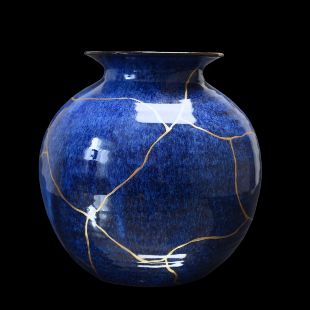 Traditional Kintsugi Shop: Kintsugi By Myriam greff