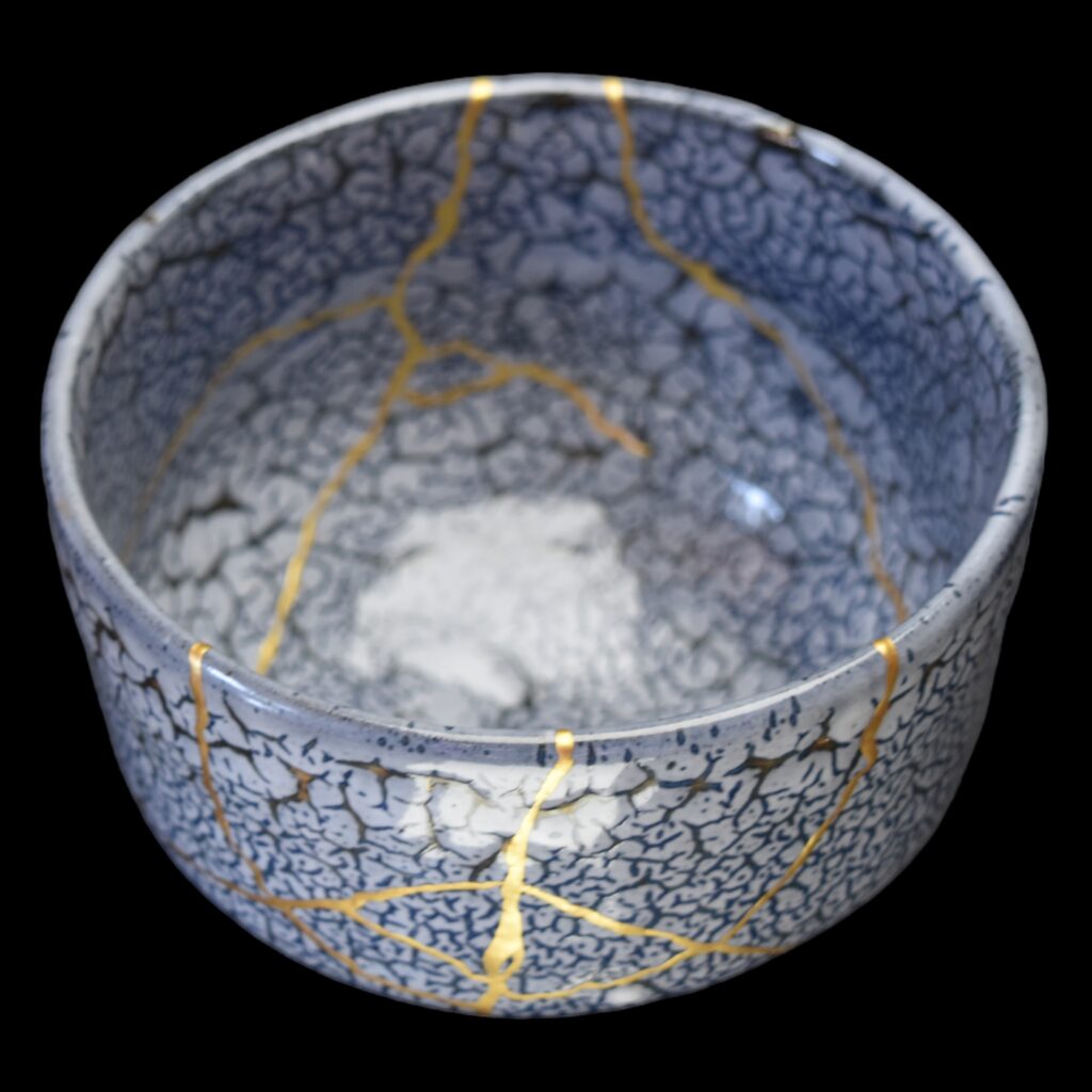 Traditional Kintsugi Shop: Kintsugi By Myriam greff