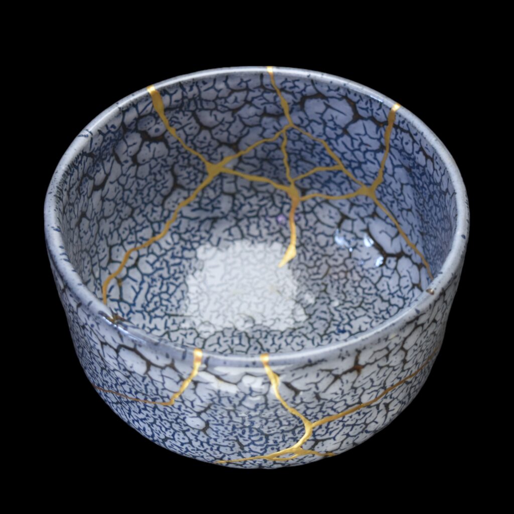 Traditional Kintsugi Shop: Kintsugi By Myriam greff