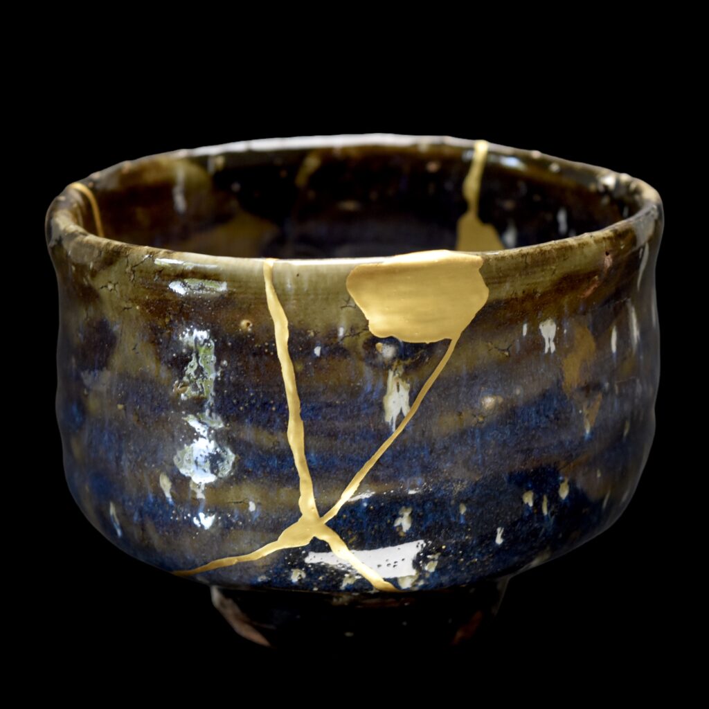 Traditional Kintsugi Shop: Kintsugi By Myriam greff
