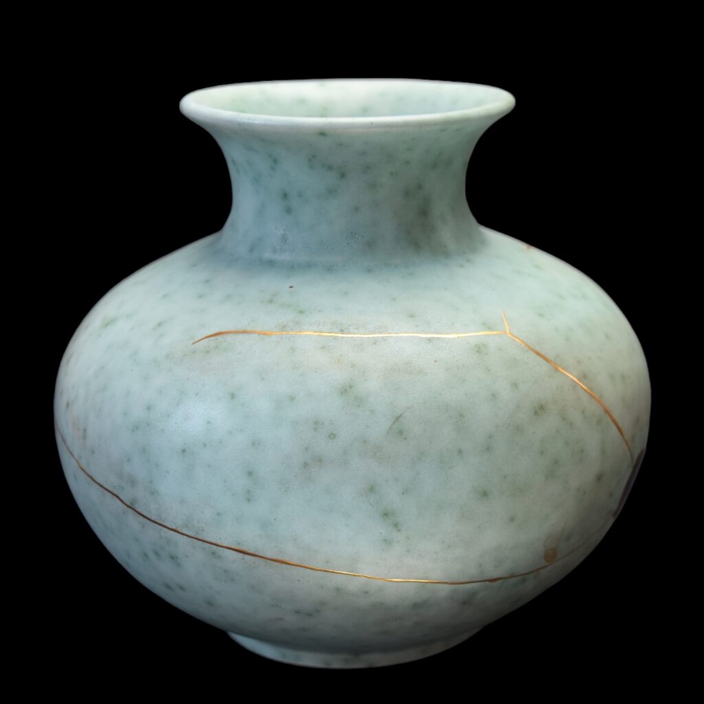 Traditional Kintsugi Shop: Kintsugi By Myriam greff