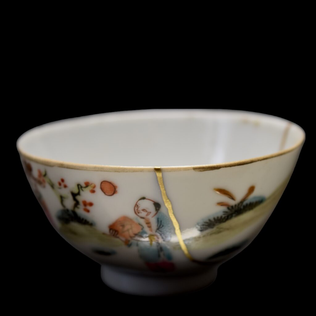 Traditional Kintsugi Shop: Kintsugi By Myriam greff