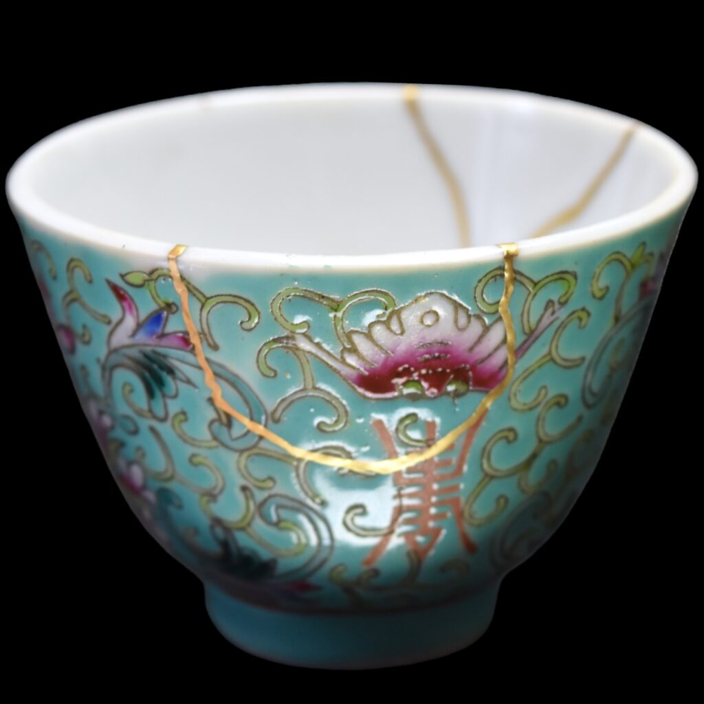 Traditional Kintsugi Shop: Kintsugi By Myriam greff