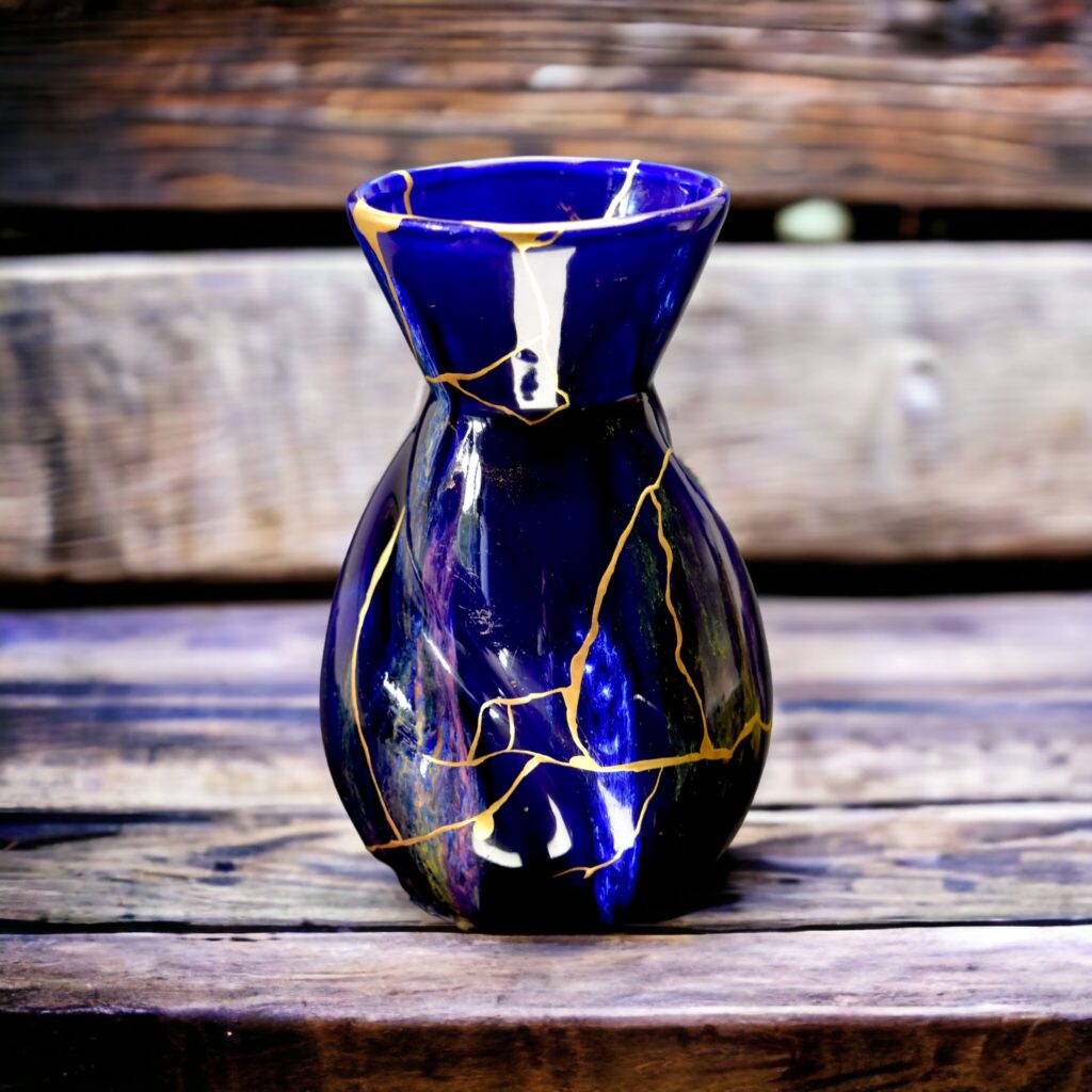 Traditional Kintsugi Shop: Kintsugi By Myriam greff
