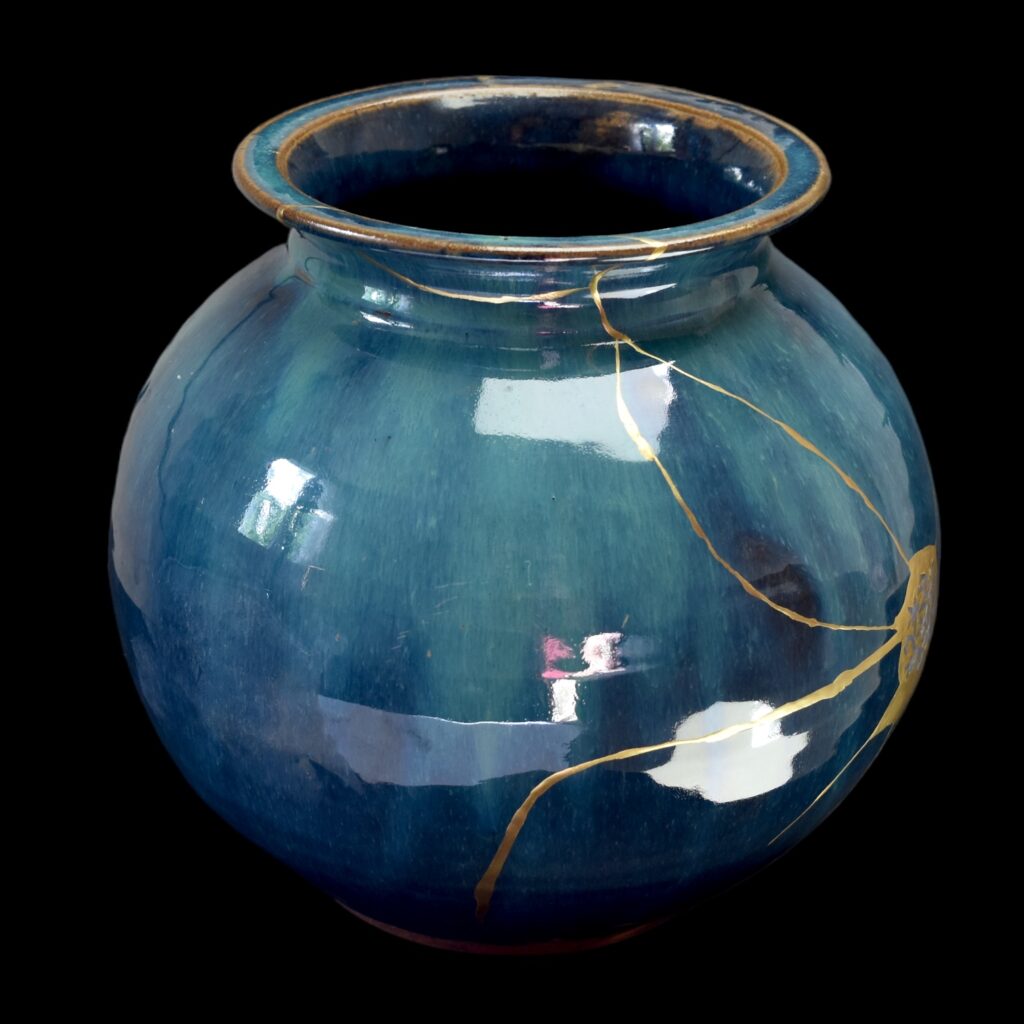 Traditional Kintsugi Shop: Kintsugi By Myriam greff