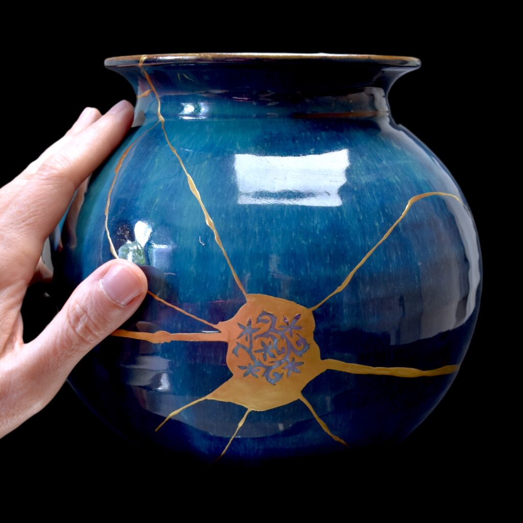 Traditional Kintsugi Shop: Kintsugi By Myriam greff