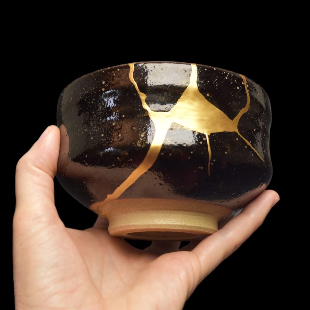 Traditional Kintsugi Shop: Kintsugi By Myriam greff