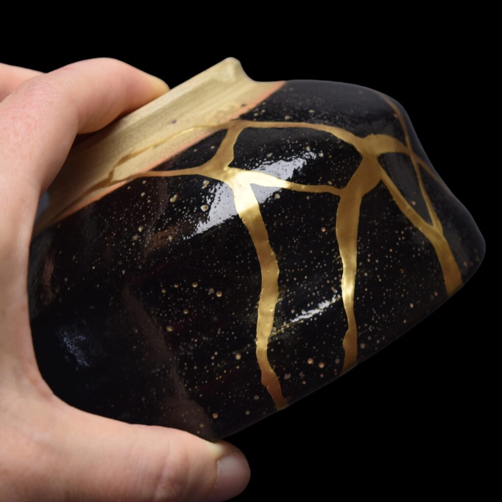 Traditional Kintsugi Shop: Kintsugi By Myriam greff