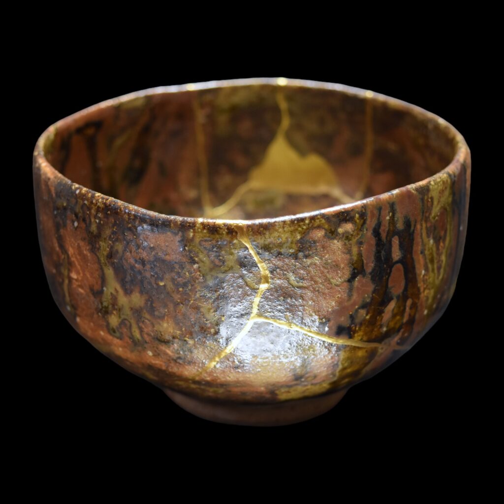 Traditional Kintsugi Shop: Kintsugi By Myriam greff