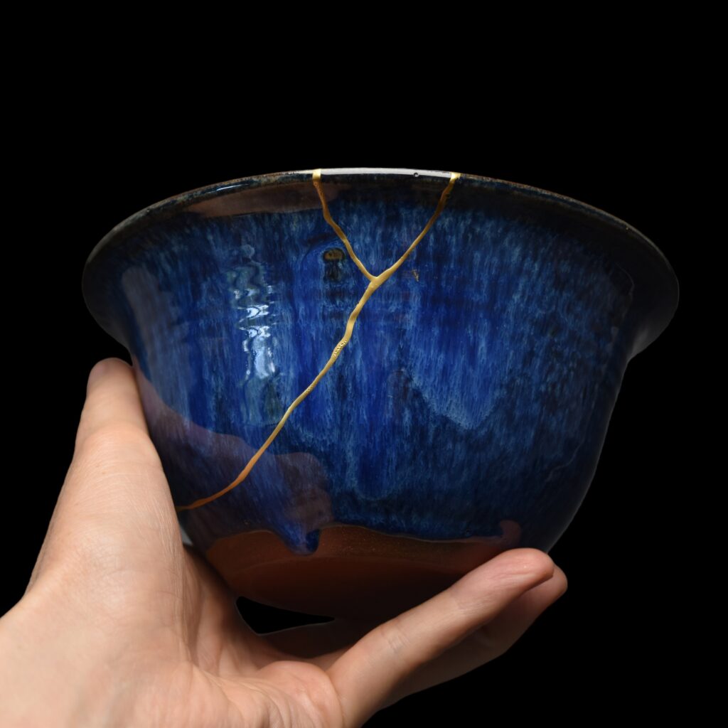 Traditional Kintsugi Shop: Kintsugi By Myriam greff
