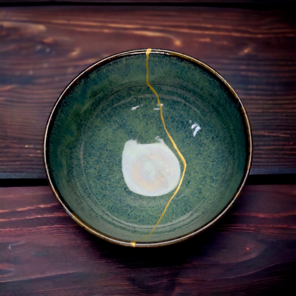 Traditional Kintsugi Shop: Kintsugi By Myriam greff