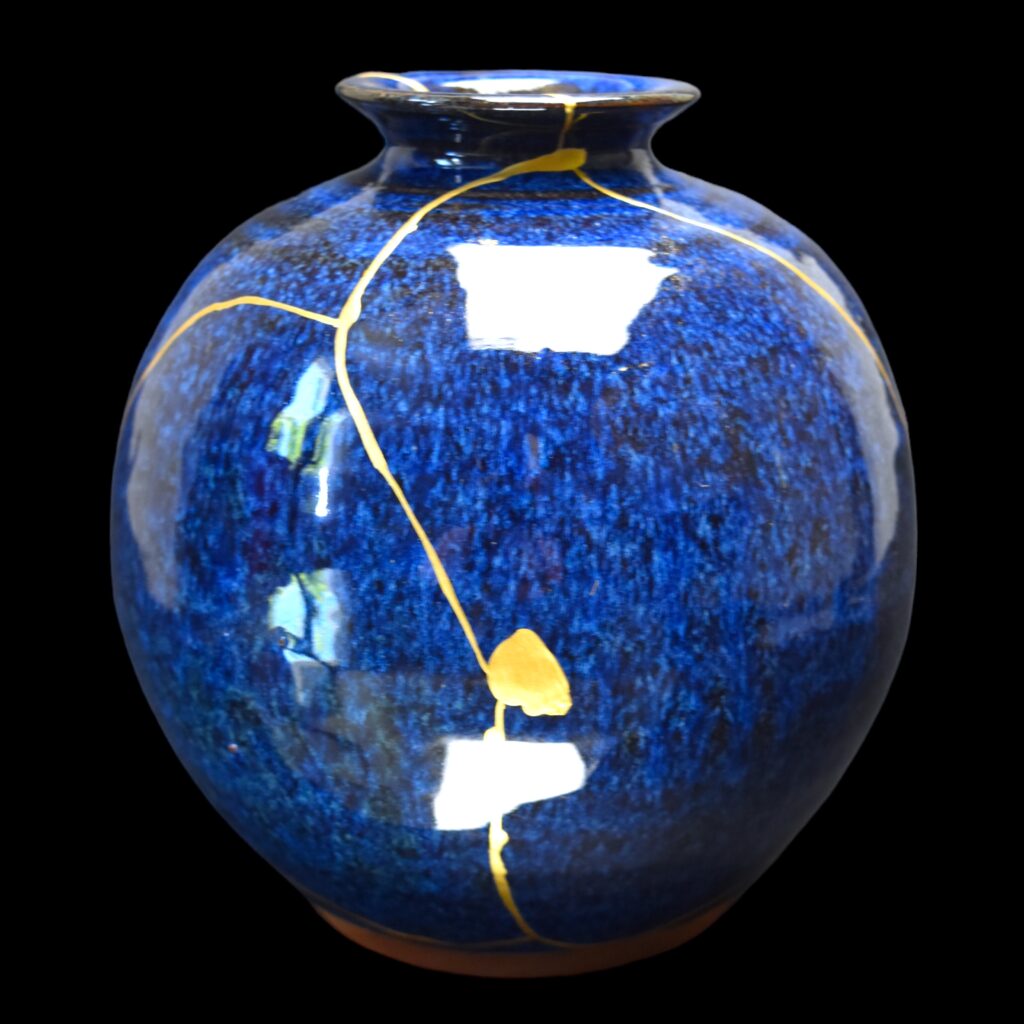 Traditional Kintsugi Shop: Kintsugi By Myriam greff
