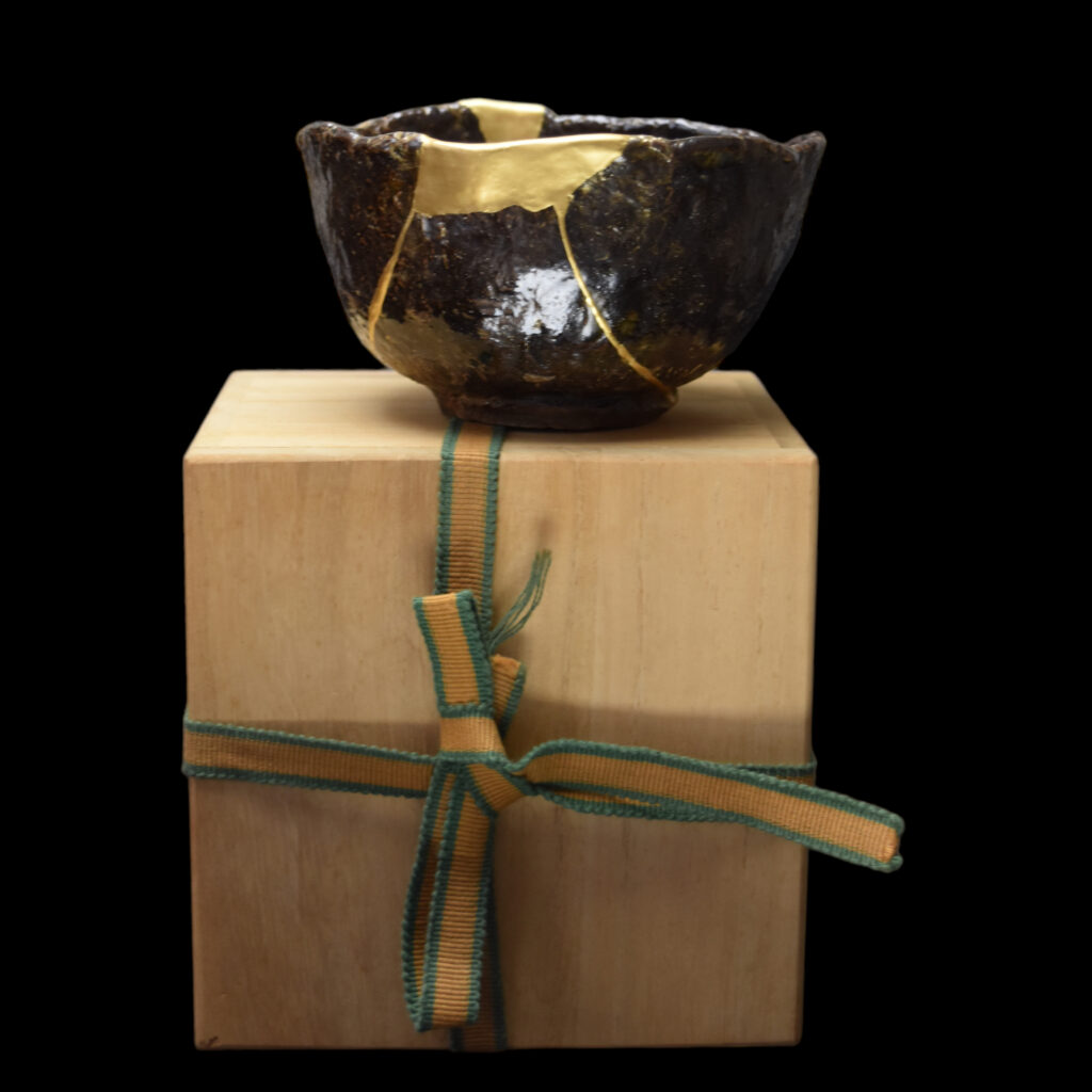Traditional Kintsugi Shop: Kintsugi By Myriam greff