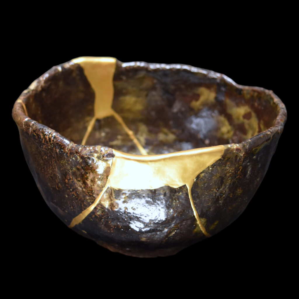 Traditional Kintsugi Shop: Kintsugi By Myriam greff