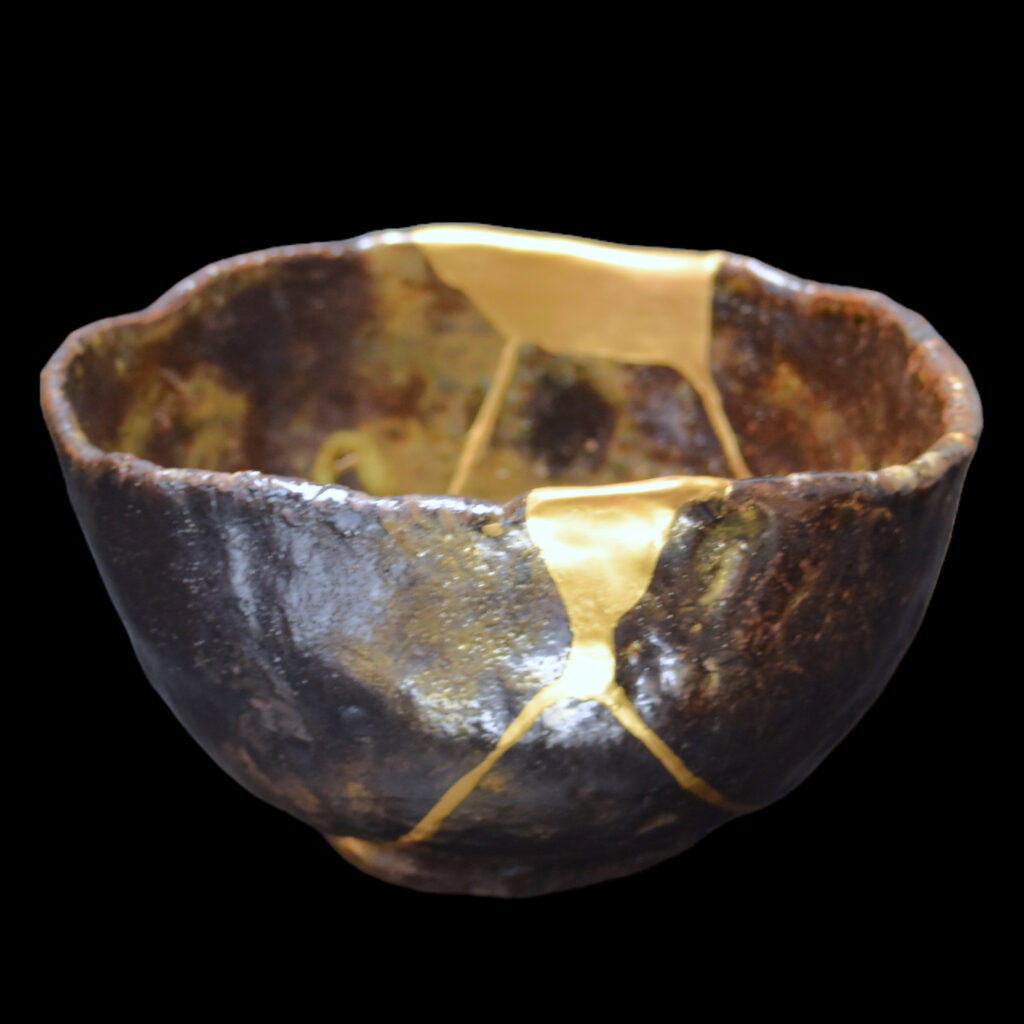 Traditional Kintsugi Shop: Kintsugi By Myriam greff