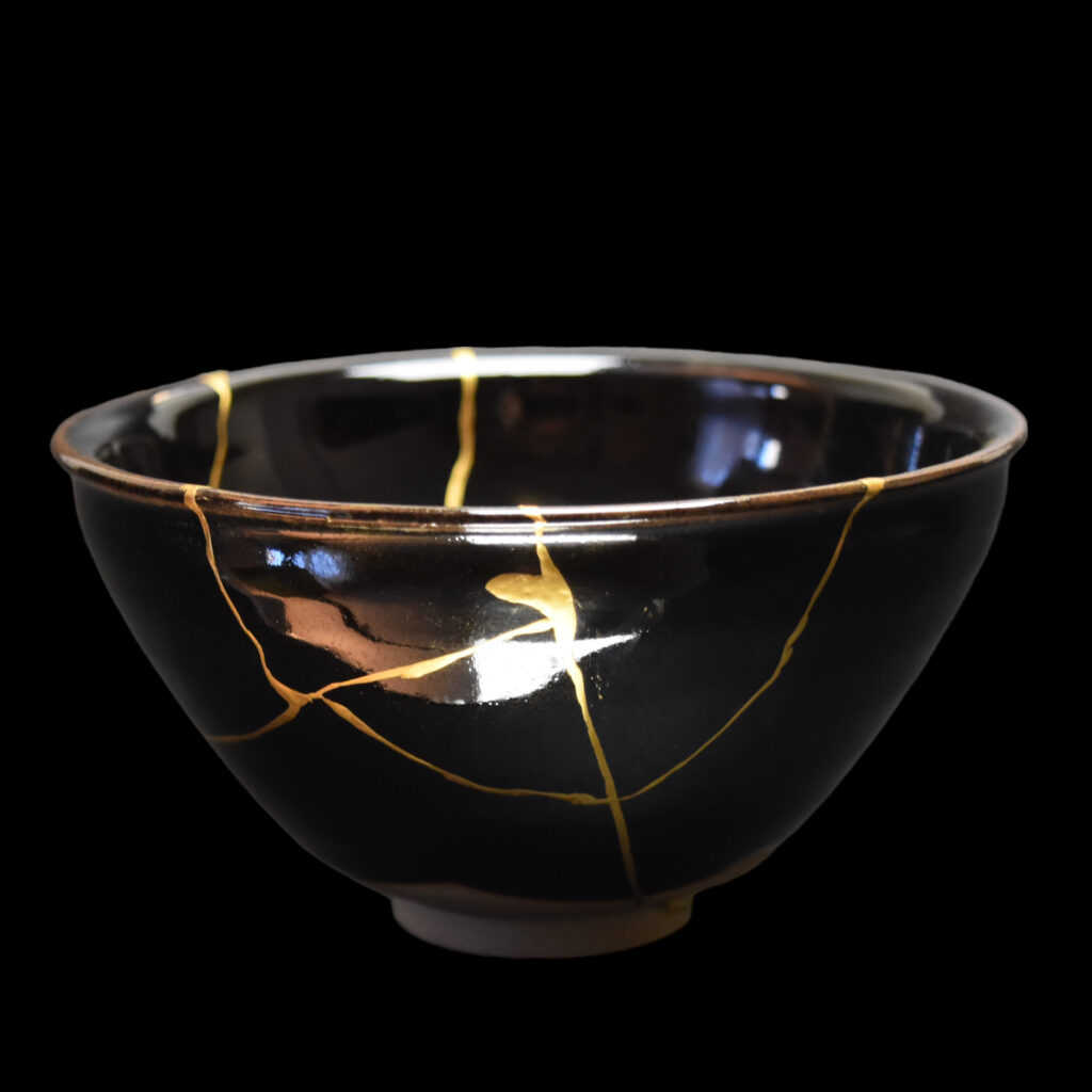 Traditional Kintsugi Shop: Kintsugi By Myriam greff