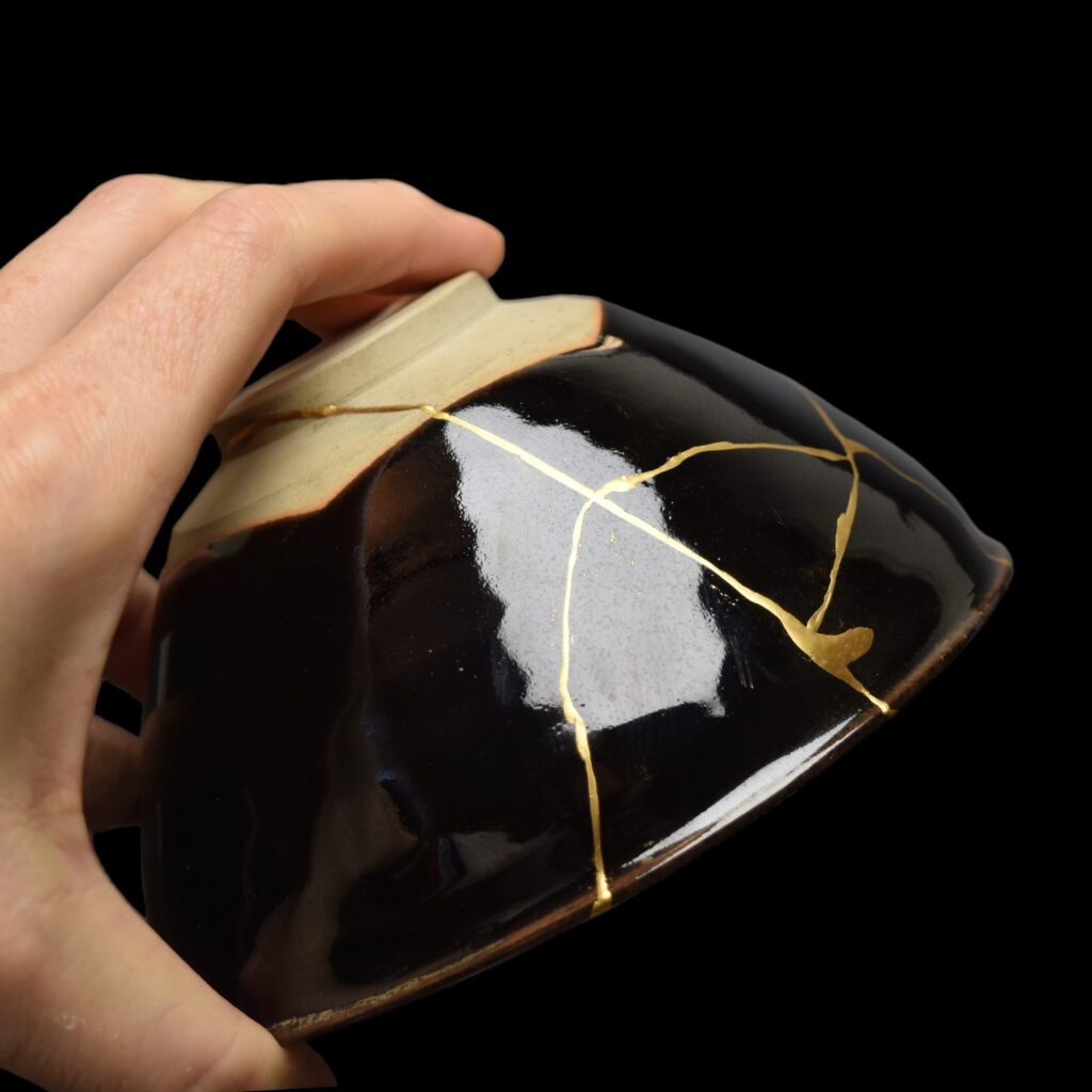 Traditional Kintsugi Shop: Kintsugi By Myriam greff