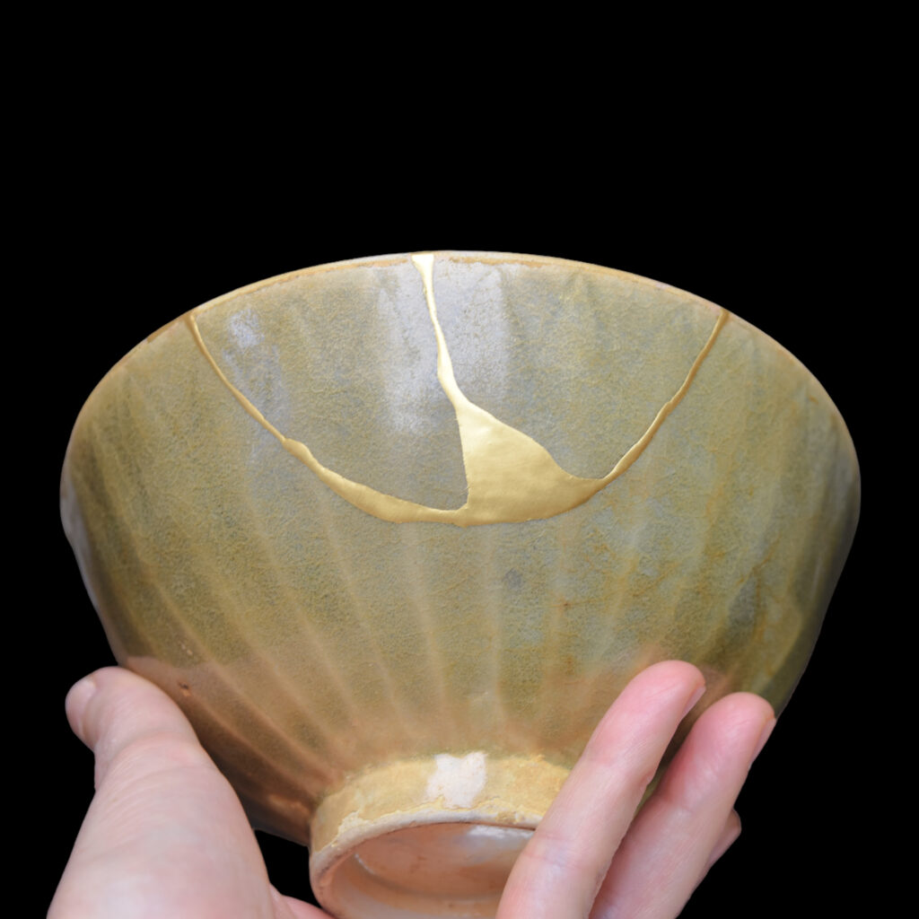 Traditional Kintsugi Shop: Kintsugi By Myriam greff
