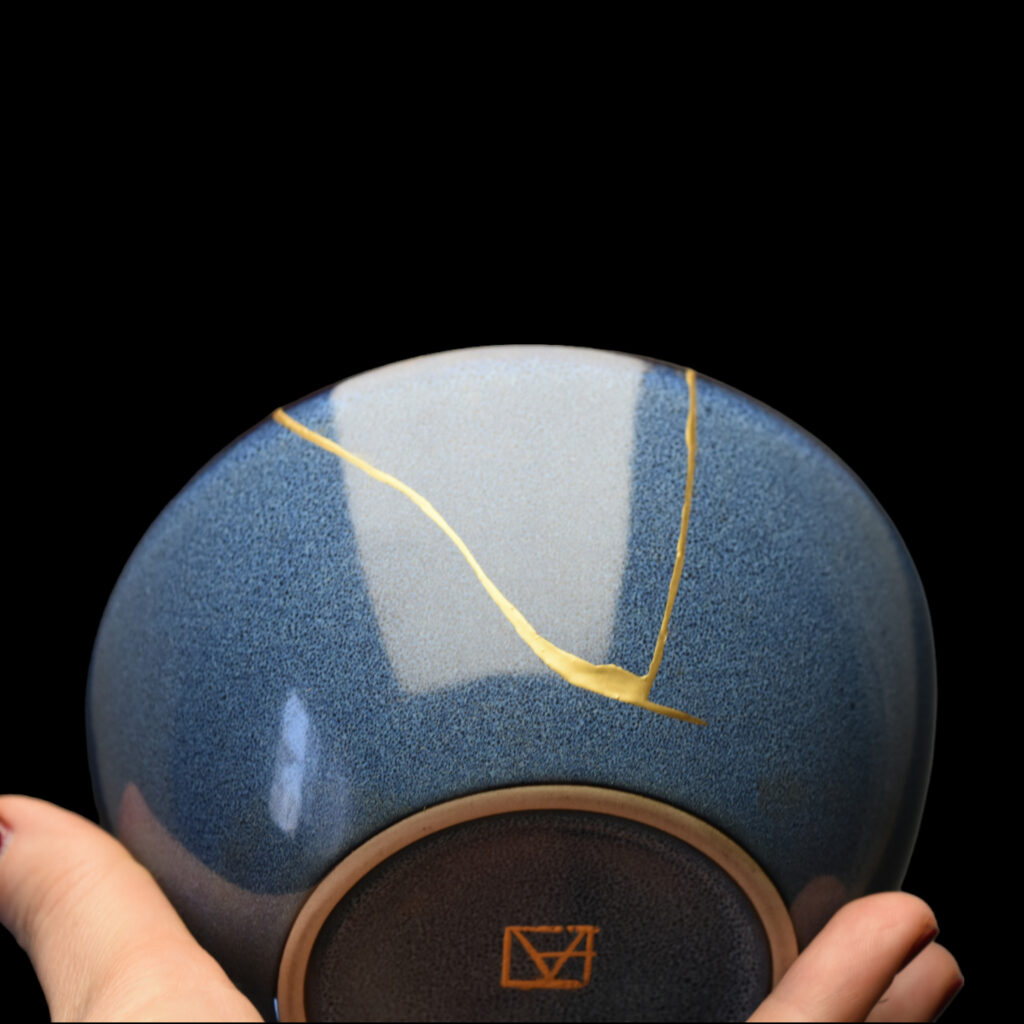 Traditional Kintsugi Shop: Kintsugi By Myriam greff