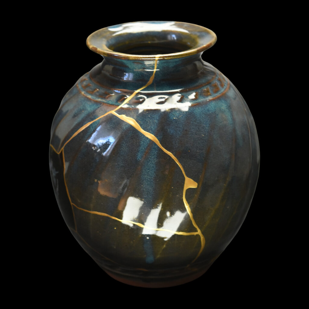 Traditional Kintsugi Shop: Kintsugi By Myriam greff