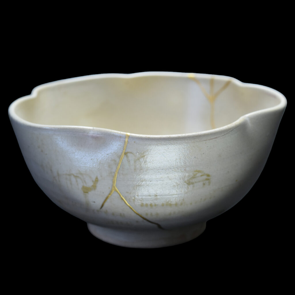 Traditional Kintsugi Shop: Kintsugi By Myriam greff