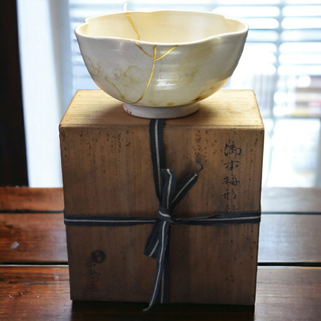 Traditional Kintsugi Shop: Kintsugi By Myriam greff