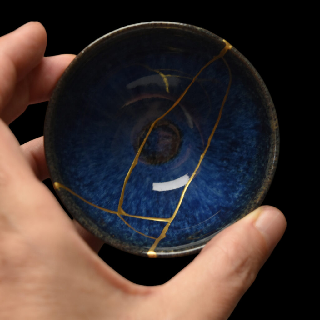 Traditional Kintsugi Shop: Kintsugi By Myriam greff