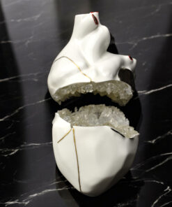 Alternative view of Kintsugi heart