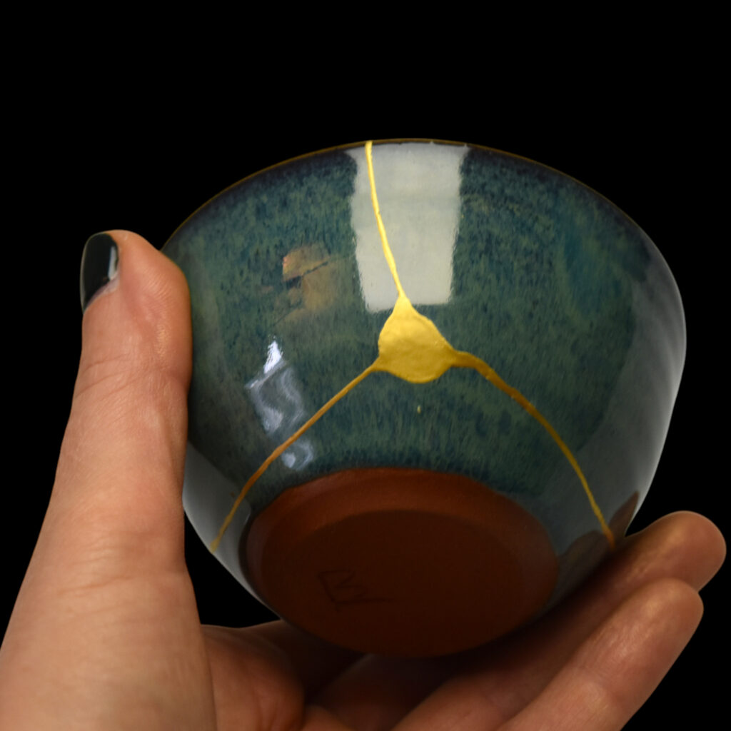 Traditional Kintsugi Shop: Kintsugi By Myriam greff
