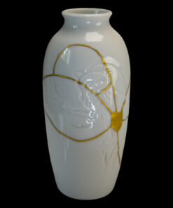 Alternative view of Japanese White Porcelain Vase with Kintsugi, 22-Karat Gold