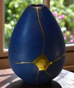 Blue vase with peonies decors