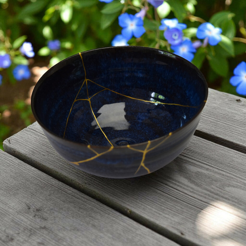 Traditional Kintsugi Shop: Kintsugi By Myriam greff