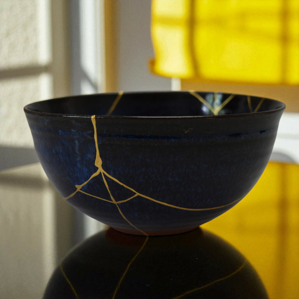 Traditional Kintsugi Shop: Kintsugi By Myriam greff