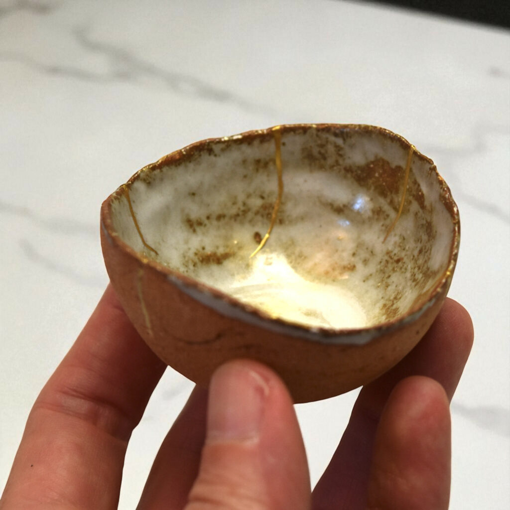 Traditional Kintsugi Shop: Kintsugi By Myriam greff