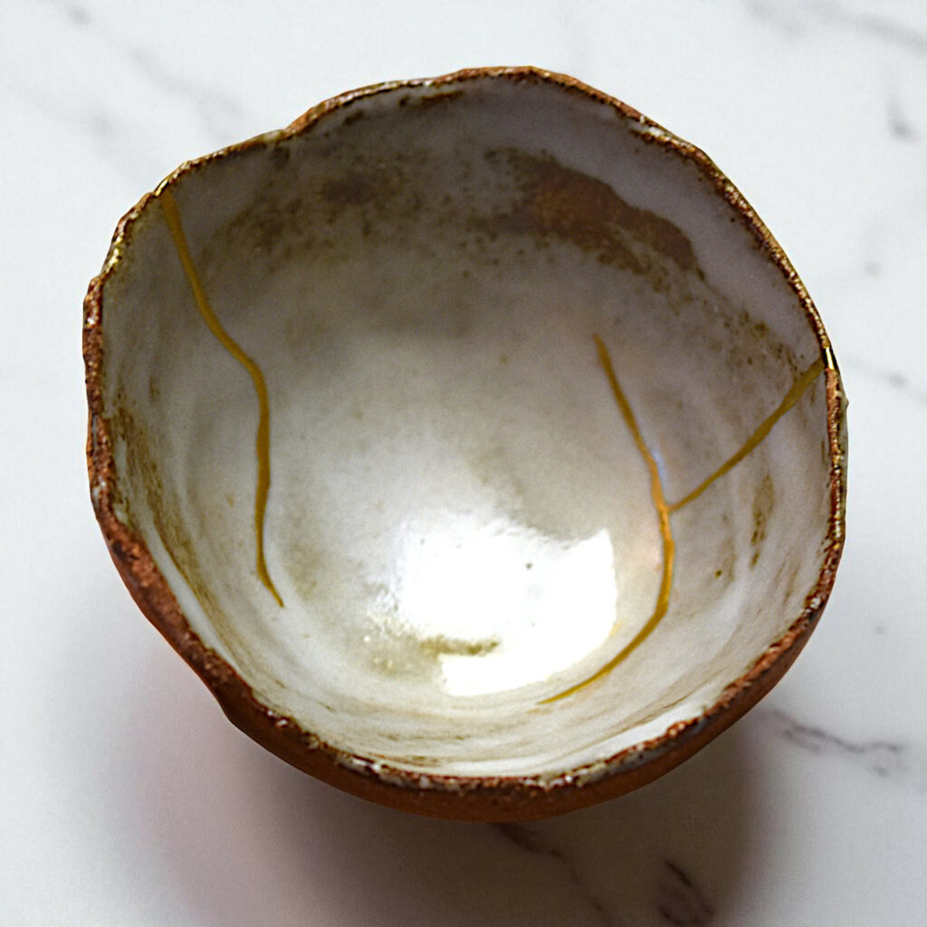 Traditional Kintsugi Shop: Kintsugi By Myriam greff