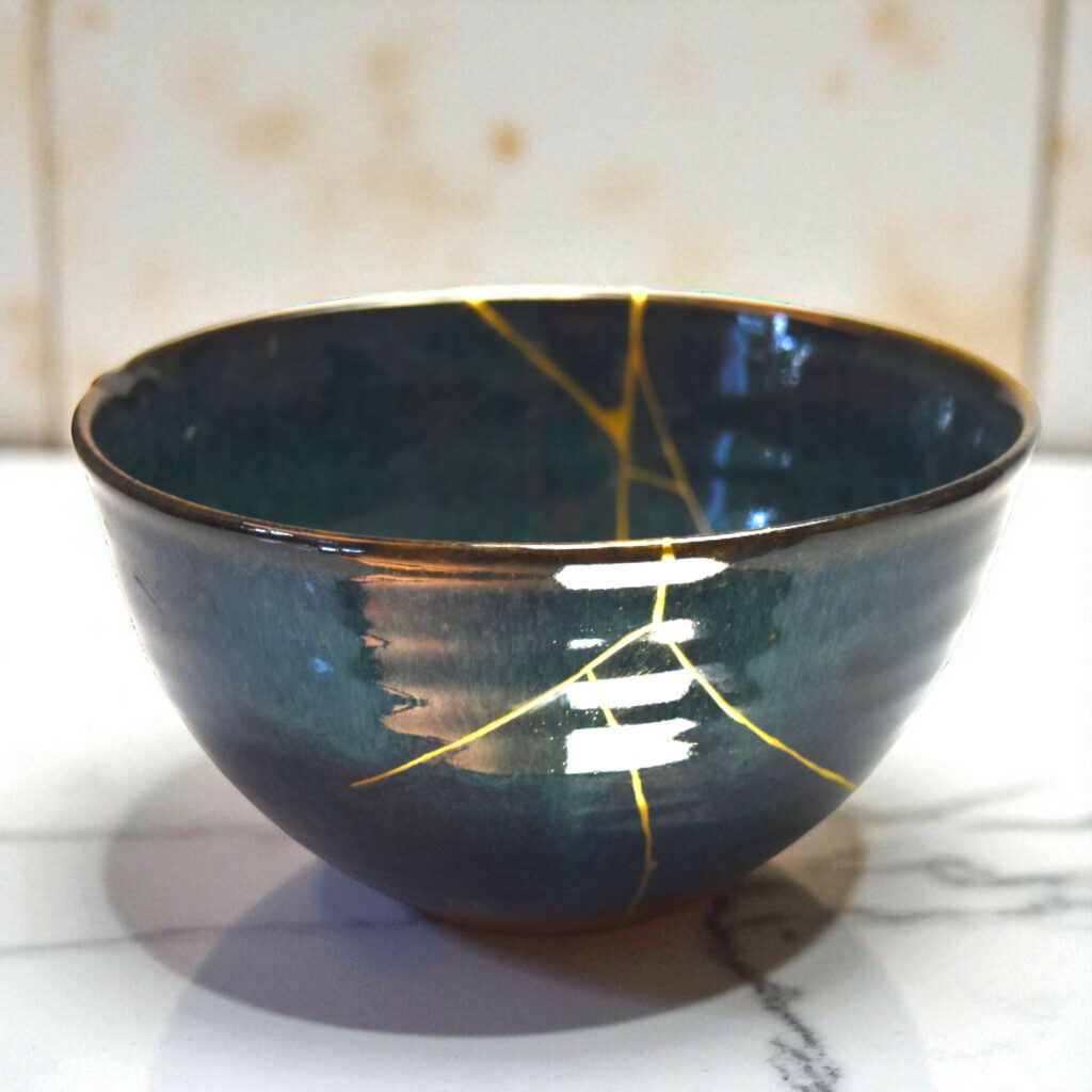 Traditional Kintsugi Shop: Kintsugi By Myriam greff