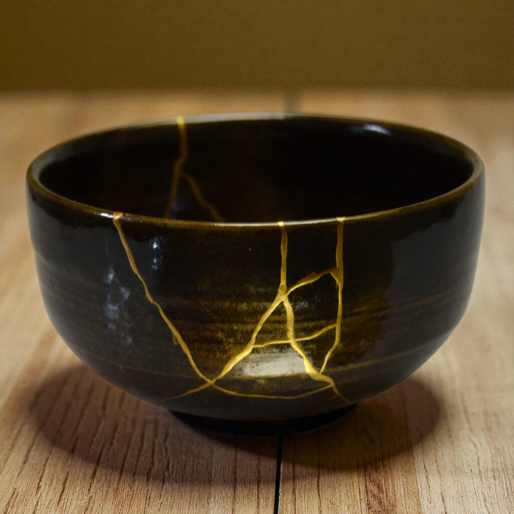 Traditional Kintsugi Shop: Kintsugi By Myriam greff