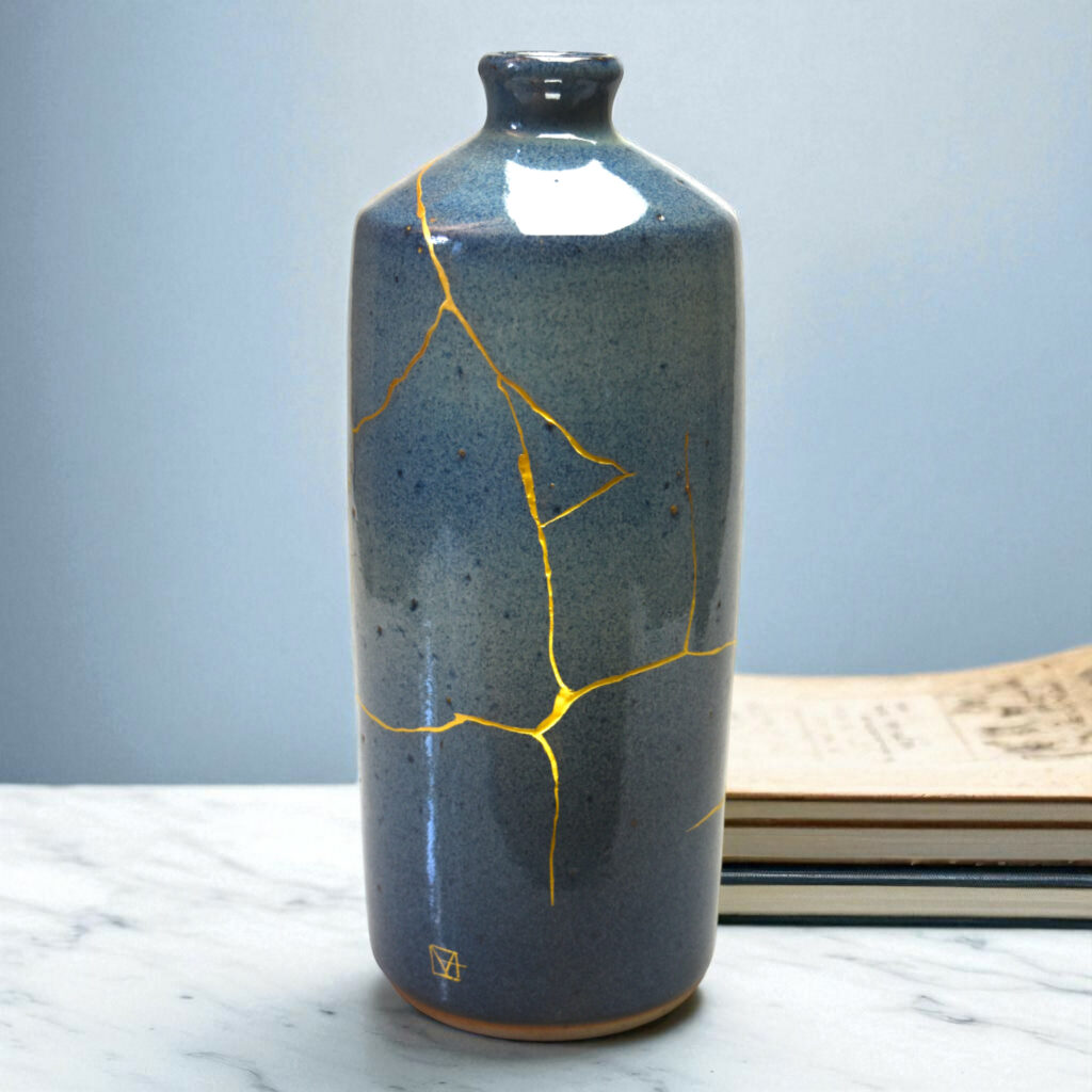 Traditional Kintsugi Shop: Kintsugi By Myriam greff