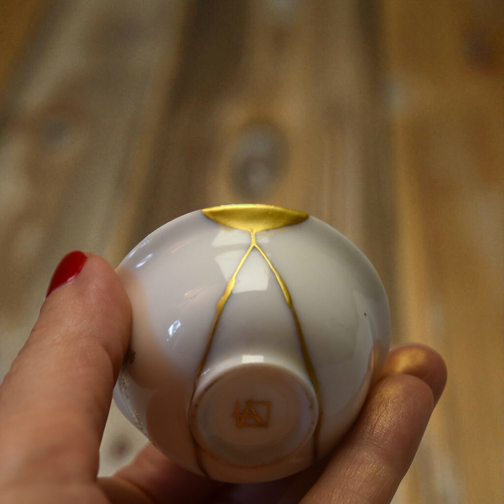 Traditional Kintsugi Shop: Kintsugi By Myriam greff