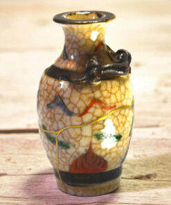 Alternative view of Kintsugi Miniature Japanese Warrior Vase