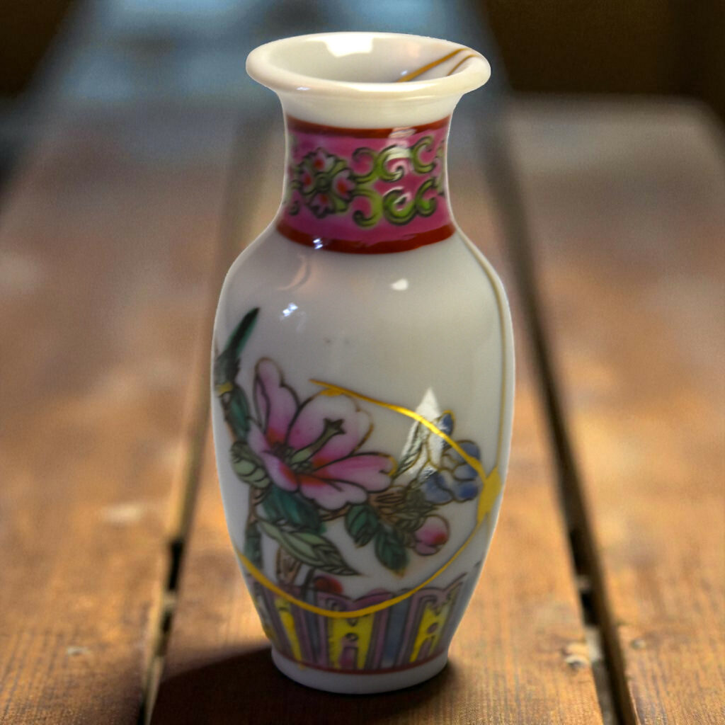 Traditional Kintsugi Shop: Kintsugi By Myriam greff