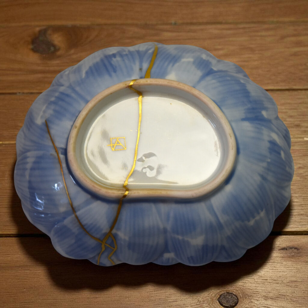 Traditional Kintsugi Shop: Kintsugi By Myriam greff