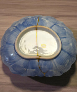 Alternative view of Porcelain Bowl - Kintsugi Lotus Flower