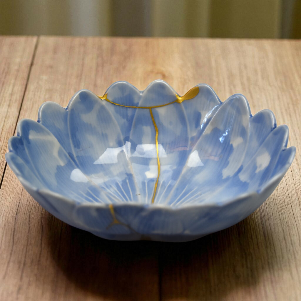 Traditional Kintsugi Shop: Kintsugi By Myriam greff